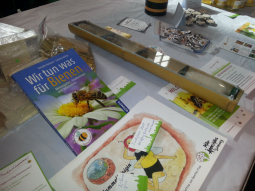 details2 infostand land genuss2014 hemmer