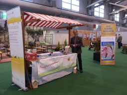 heinz werner hirschhaeuser infostand land genuss2014 hemmer